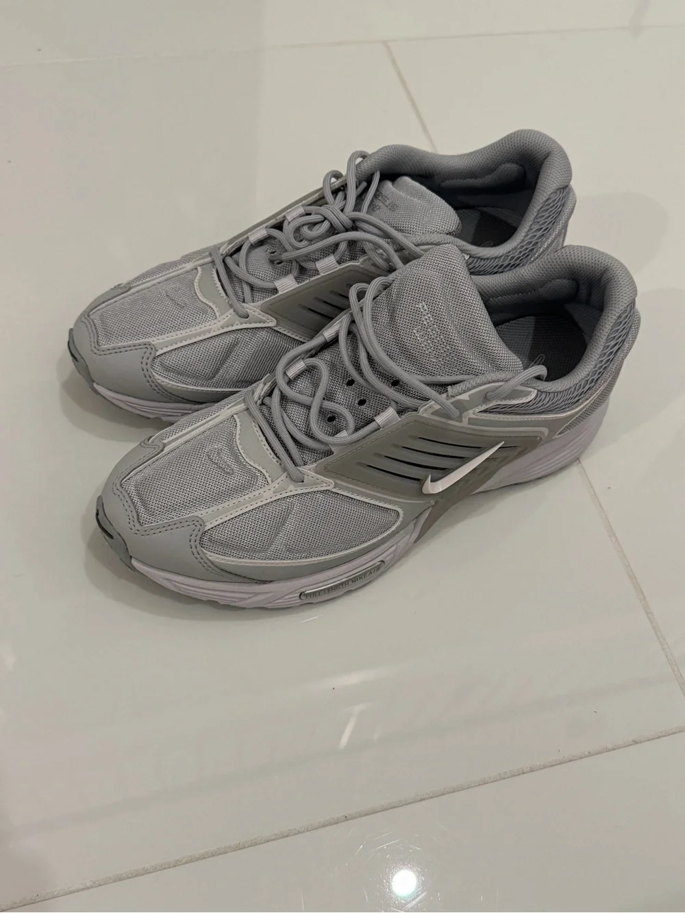 Nike Men’s Pegasus Gray Athletic Running Sneakers NEW